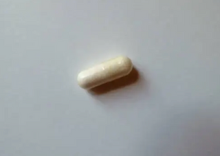 Typical colostrum capsule