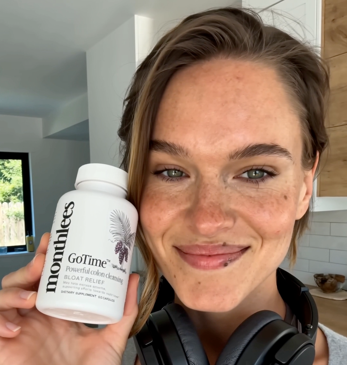 Monthlees supplement products